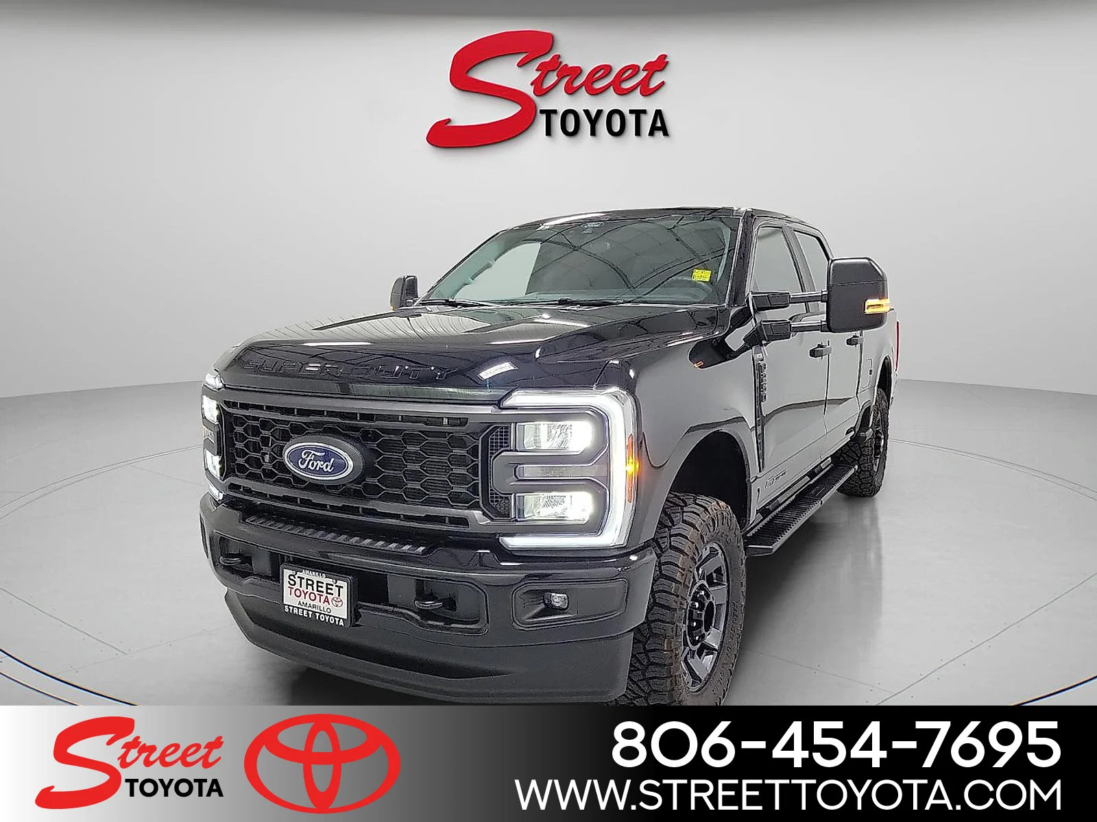 2026 Ford F-250 XL 4x4 Crew Cab 6-3/4' Box's photo