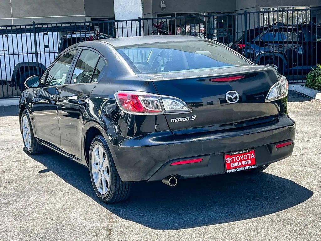 Used 2011 Black Mazda i Touring image 4