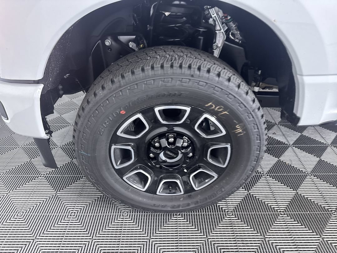 New 2026 Avalanche Ford Platinum image 27