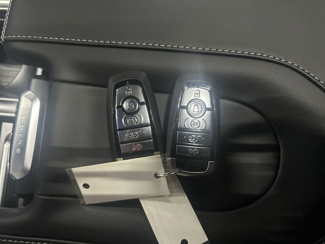 New 2027 Nocturnal Blue Metallic Ford MAX Platinum image 33