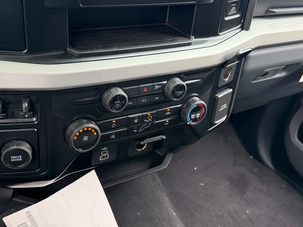 New 2026 Agate Black Metallic Ford F-250® XLT image 13