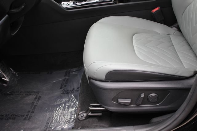 Used 2023 Black Kia X-Pro image 23