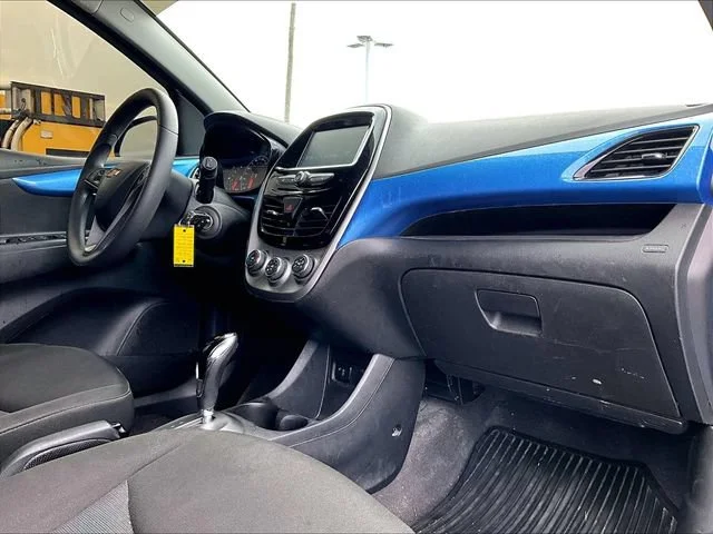 Used 2017 (Metallic Paint.) Chevrolet LT image 14