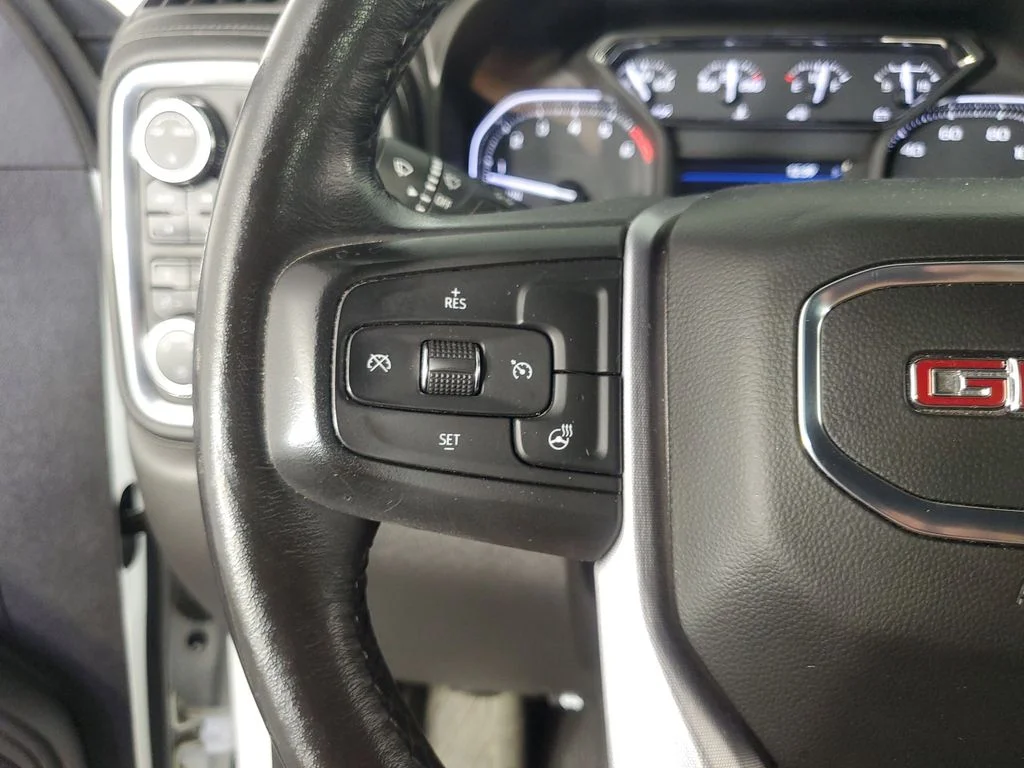 Used 2021 White GMC Elevation image 25