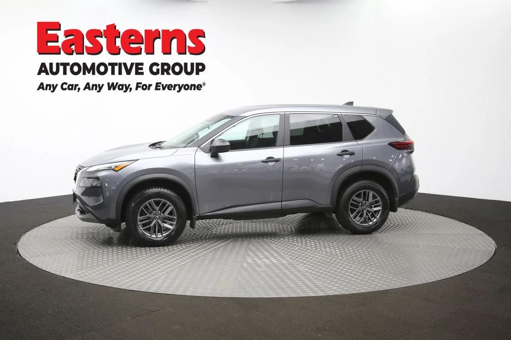 Used 2023 Gray Nissan S image 58