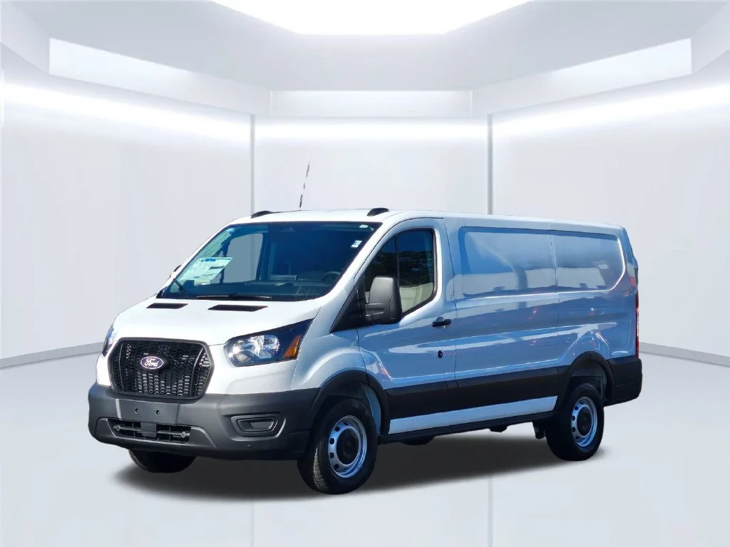 New 2027 White Ford Base image 2