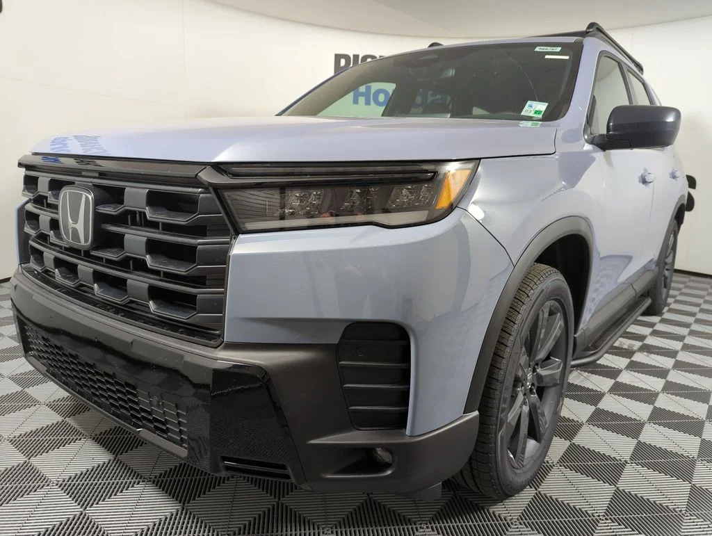 2026 Honda Pilot Sport 2WD's photo