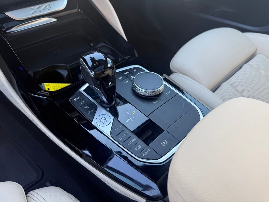 Certified Used 2025 White BMW xDrive30i image 30