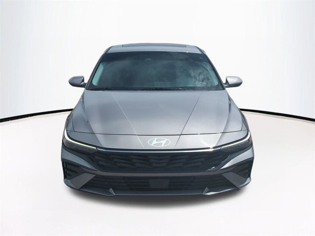 2024 Hyundai Elantra SEL - Photo 3