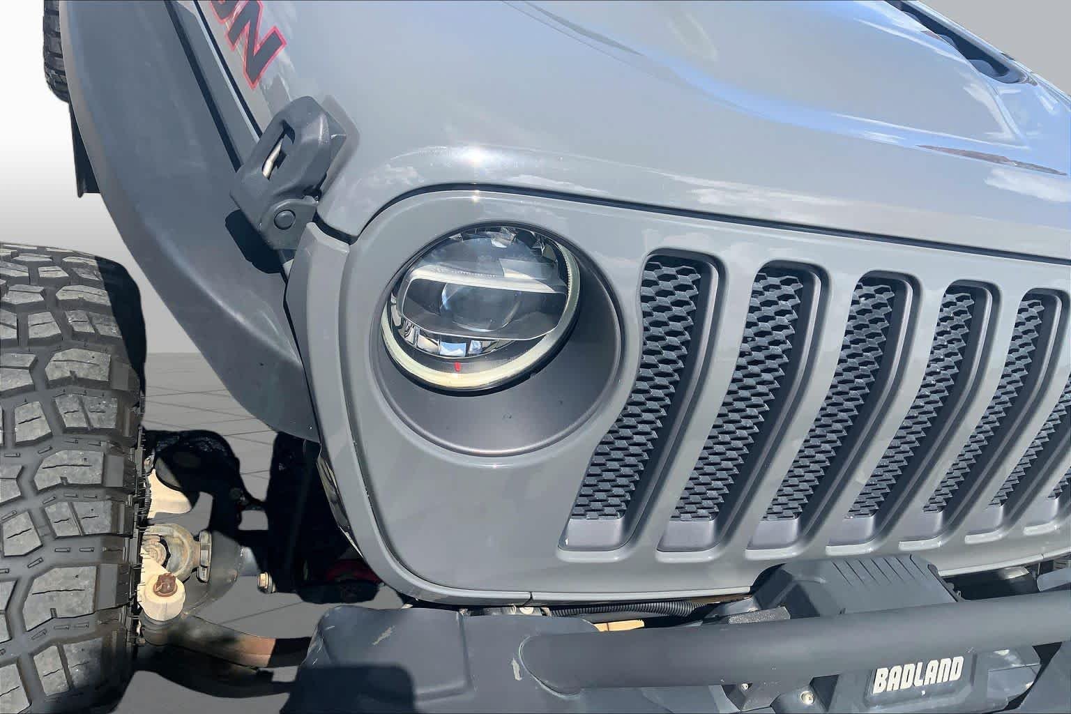 Used 2021 Sting-Gray Clearcoat Jeep Unlimited Rubicon image 28