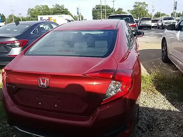 Used 2019 Red Honda LX image 18