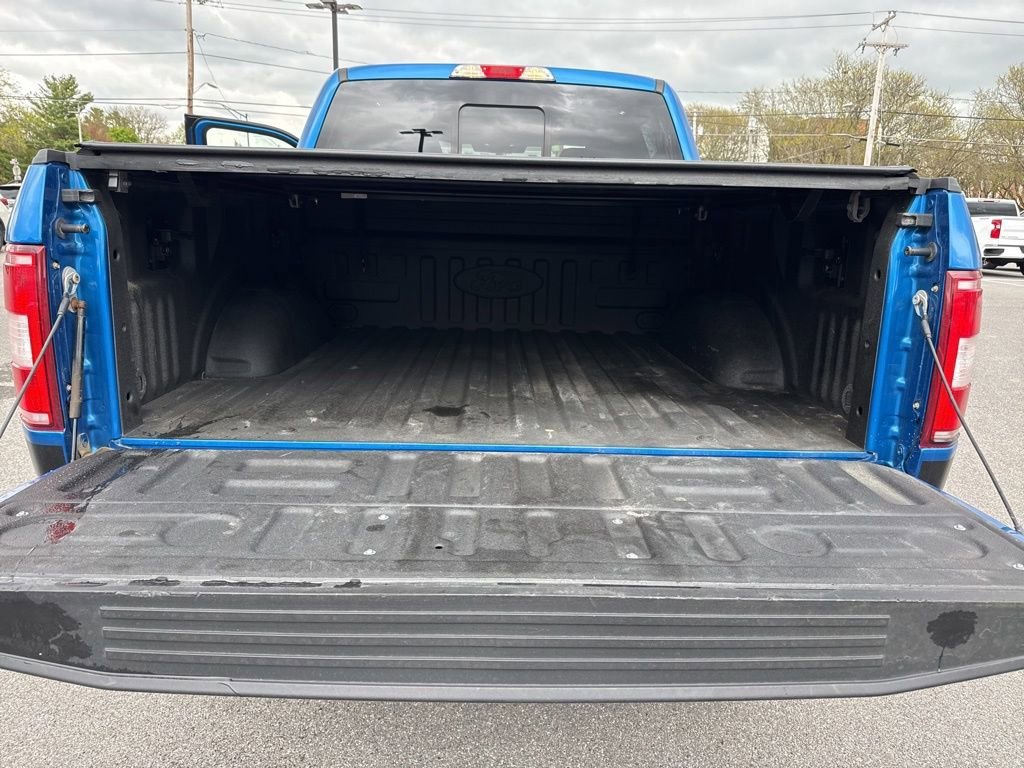 Used 2019 Velocity Blue Ford XL image 16