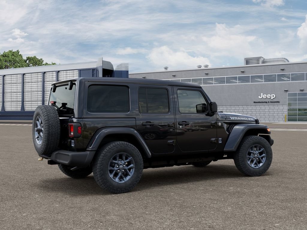 New 2026 Black Clear-Coat Exterior Paint Jeep 85th Anniversary Edition image 4