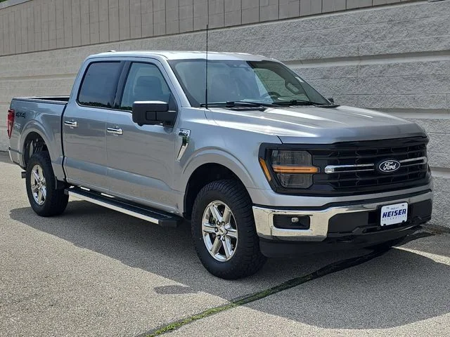 Used 2024 Silver Ford XLT image 14