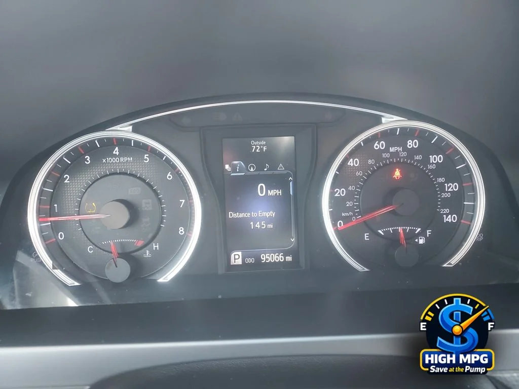 Used 2016 Gray Toyota SE image 24