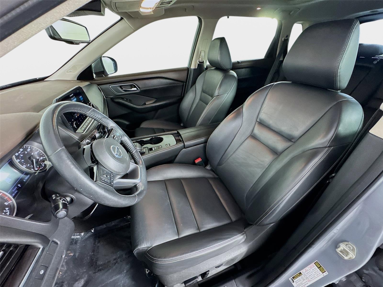 Used 2021 Boulder Gray Pearl Nissan SL image 11