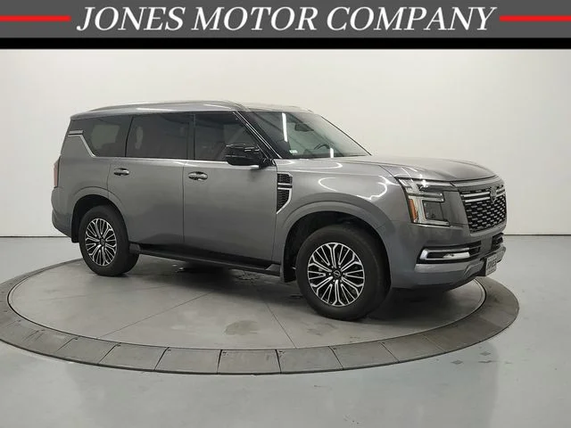 Used 2025 Gray Nissan SL image 1