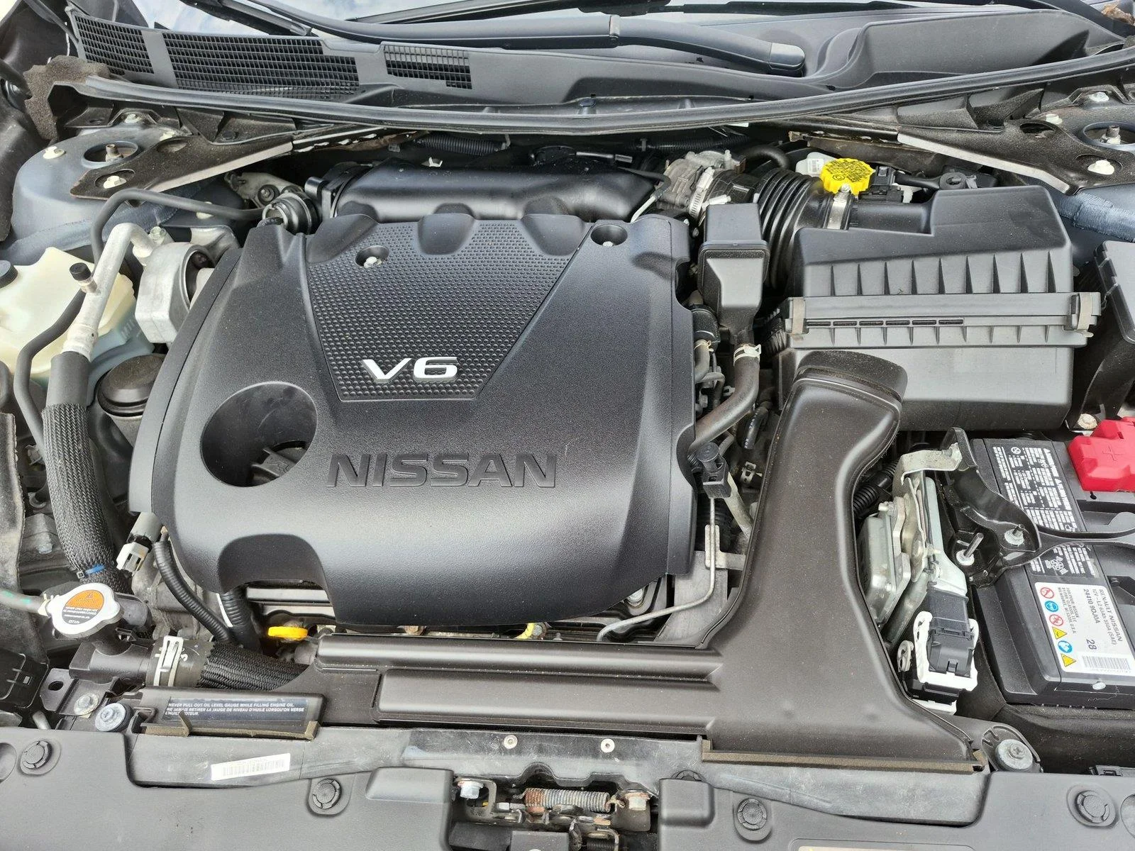 Used 2023 Silver NISSAN  image 40