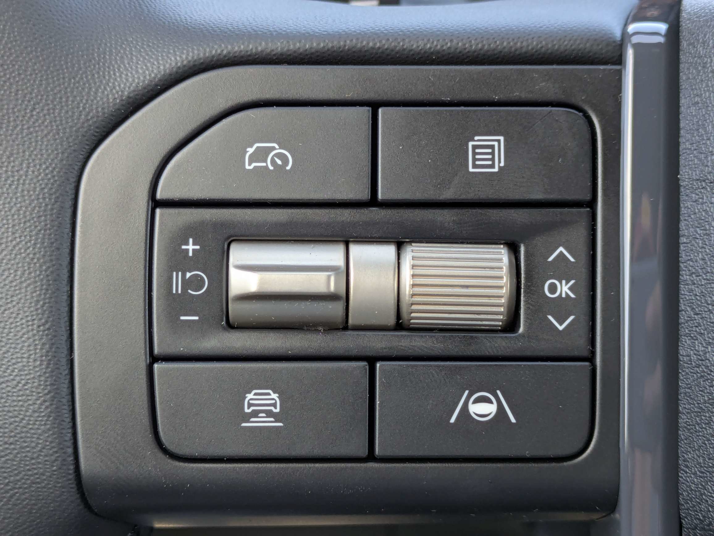 New 2027 Glacial White Pearl Kia EX image 34