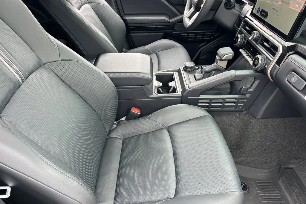 2026 Toyota 4Runner Limited - Photo 16
