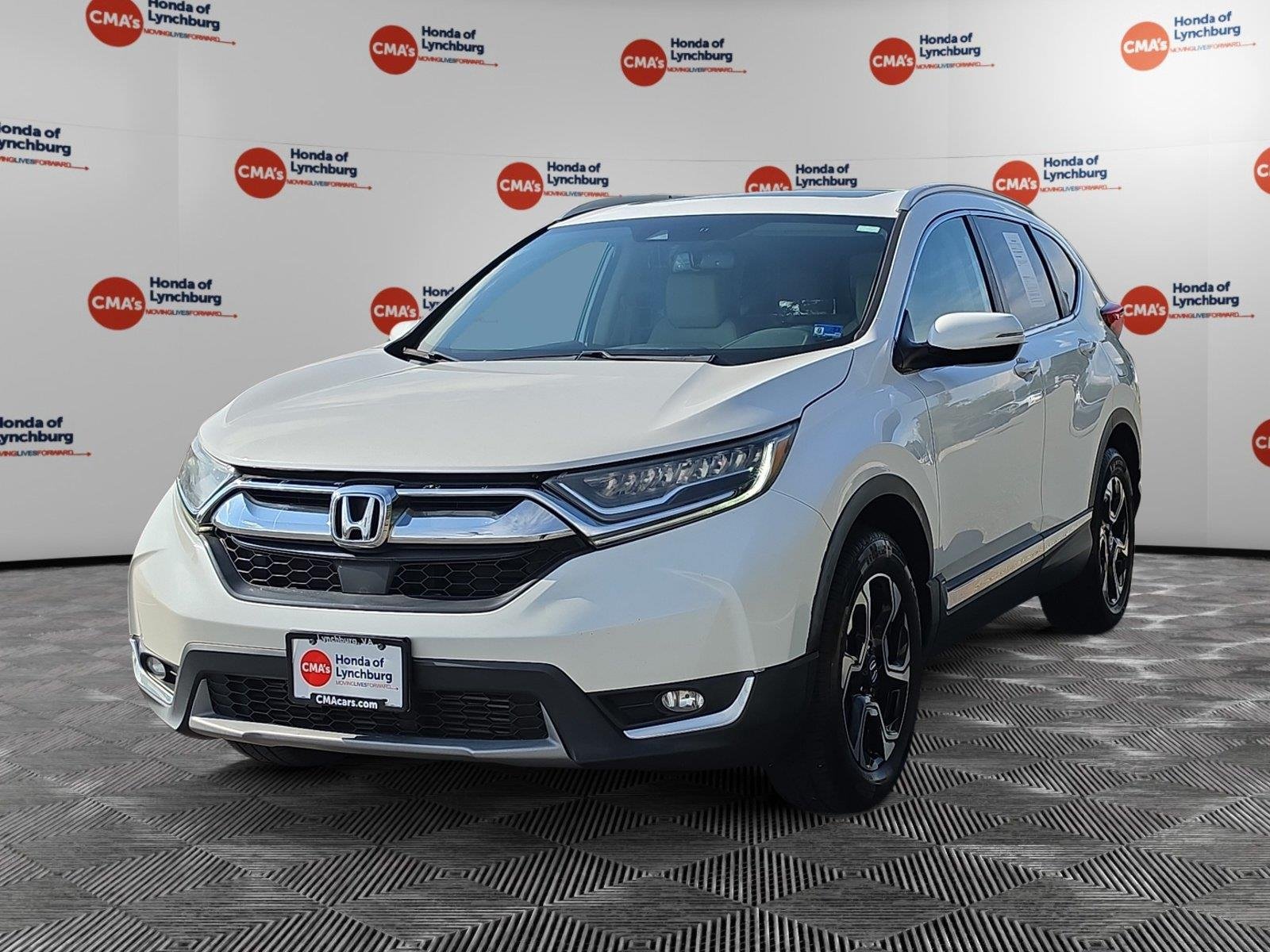 Used 2019 Platinum White Pearl Honda Touring image 1