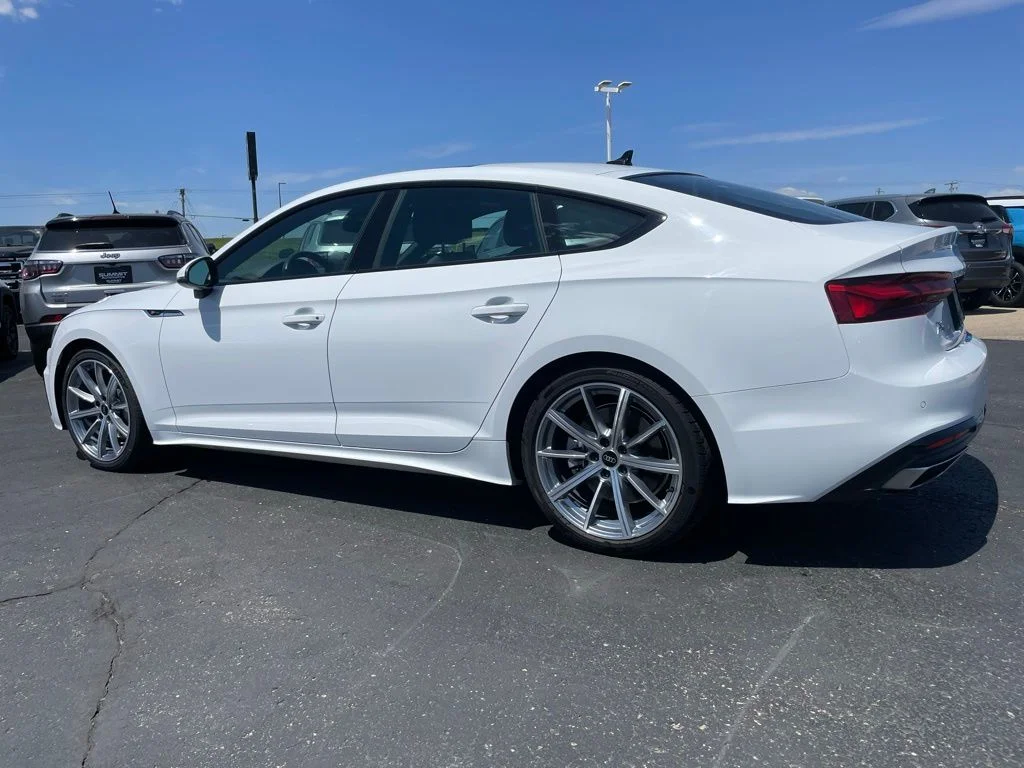 Used 2025 Arkona White Audi 45 S line Premium image 5