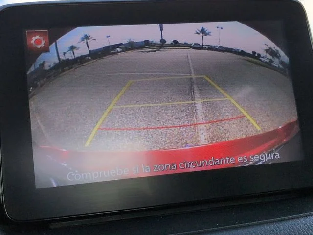 Used 2019  Toyota LE image 19