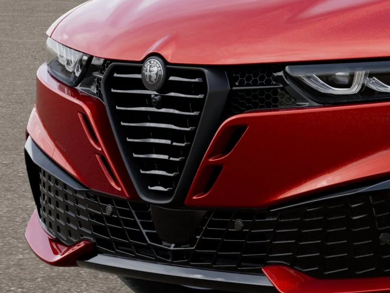 New 2026 Rosso Brera (Red) Exterior Paint Alfa Romeo Veloce image 7