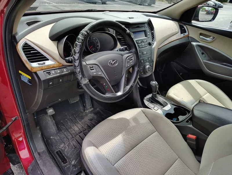 Used 2016 Red Hyundai 2.4L image 10