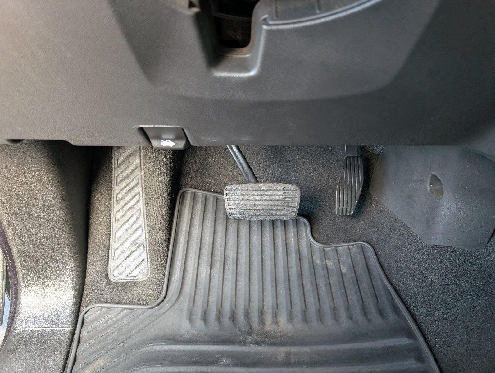 Used 2022 Dark Ash Metallic Chevrolet Custom Trail Boss image 28