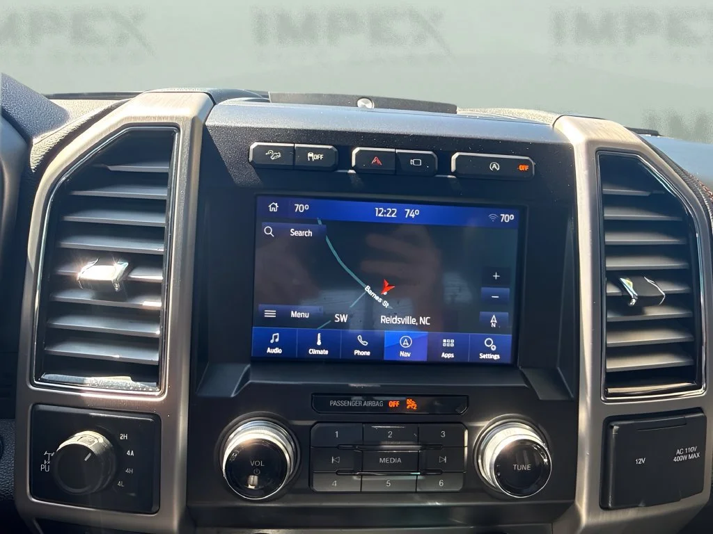 Used 2019  Ford XL image 21