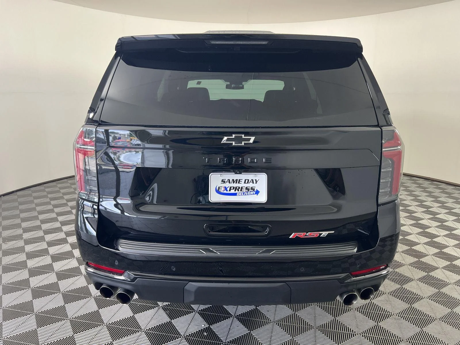 Used 2025 Black Chevrolet RST image 29