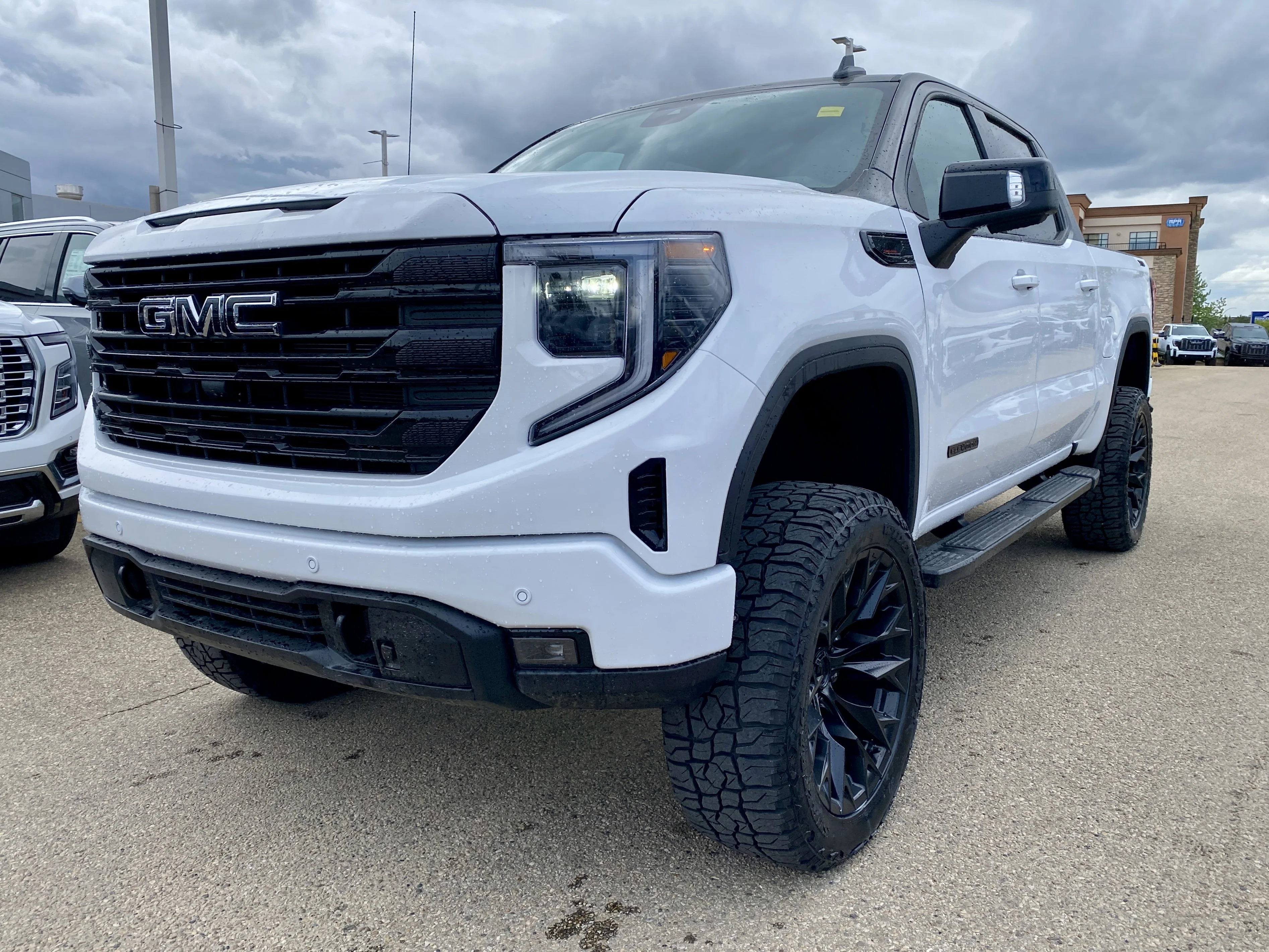 New 2026 Summit White GMC Elevation image 2
