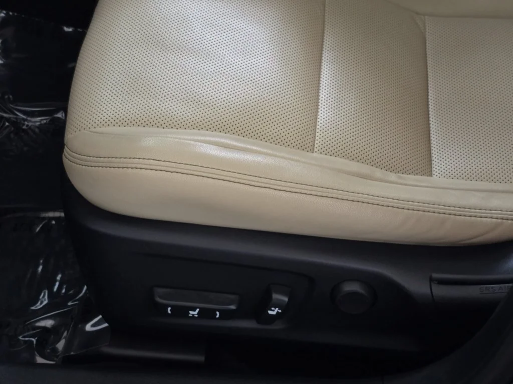 Used 2014 Blue Lexus 350 image 30