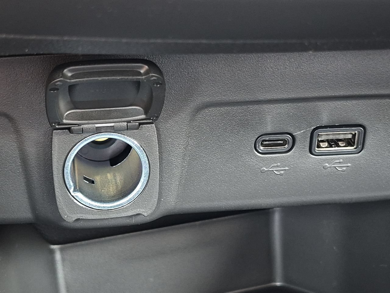 2026 Chevrolet Trax LS - Photo 33