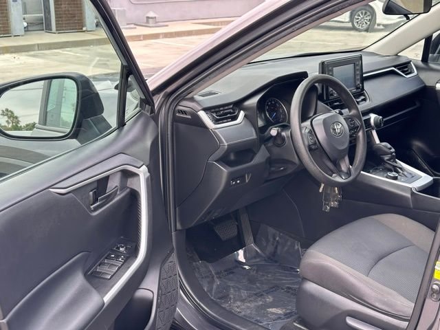 Used 2022 Magnetic Gray Metallic Toyota LE image 9