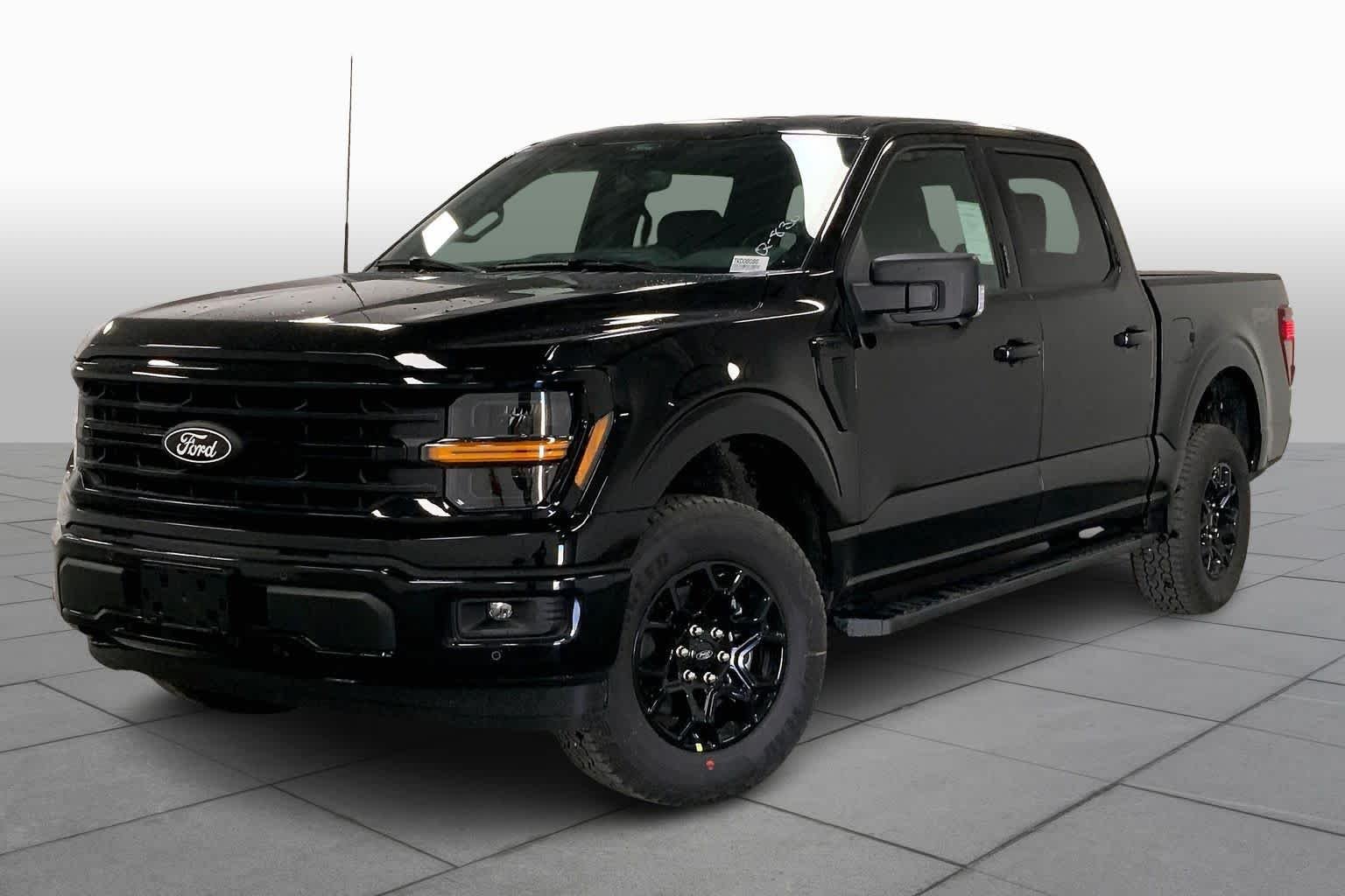 New 2026 Agate Black Metallic Ford XLT image 22