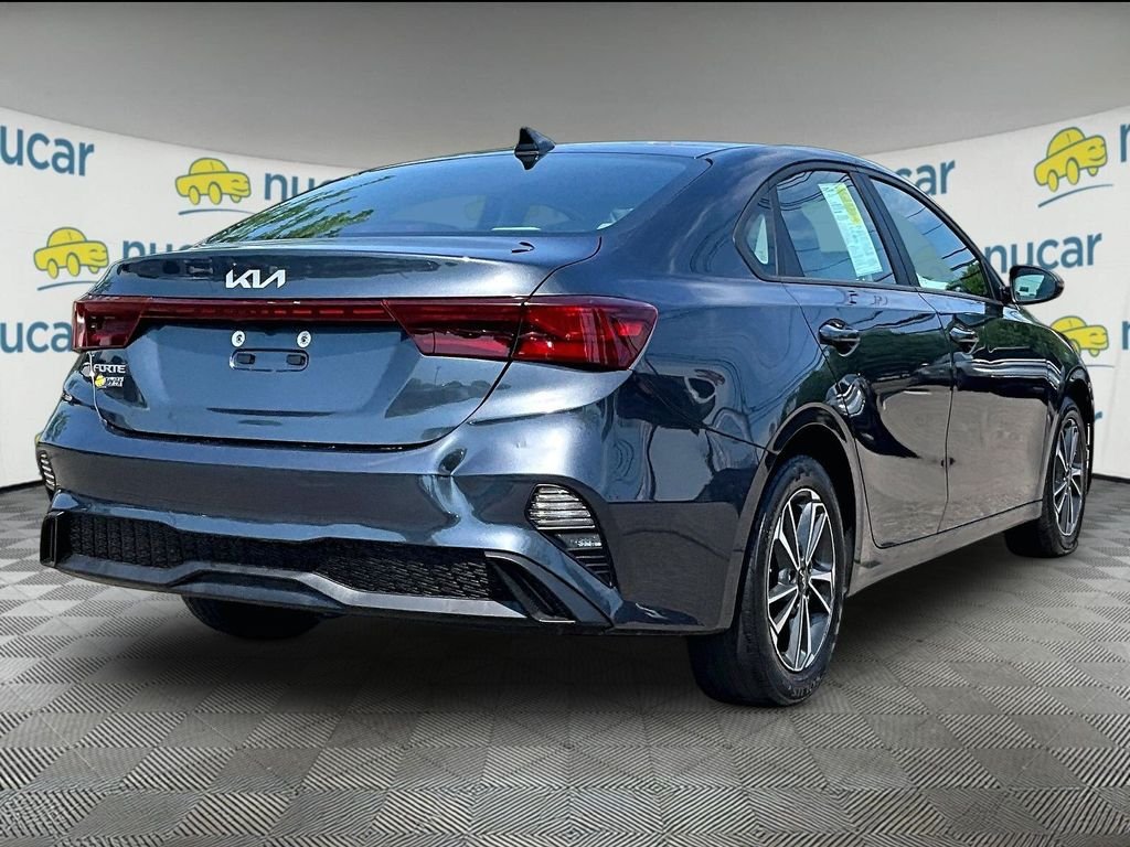 Used 2023 Gray Kia LXS image 6