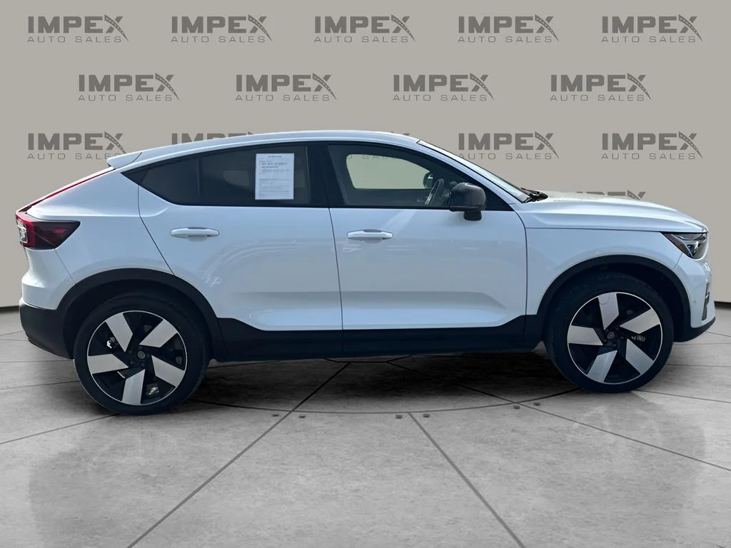 2023 Volvo C40 Ultimate - Photo 6