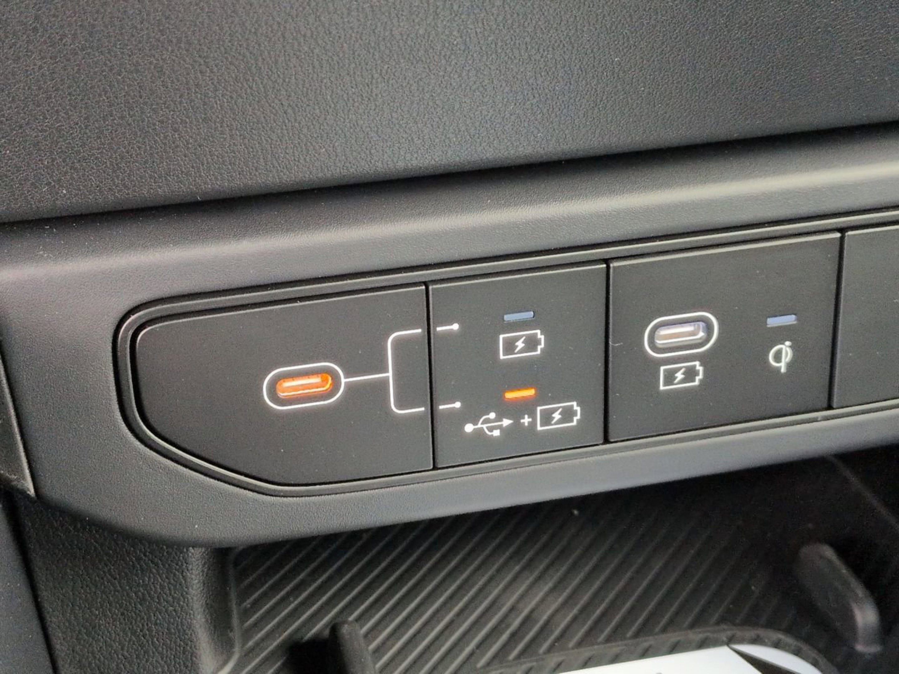 New 2026 Aurora Black Pearl Kia EX image 18