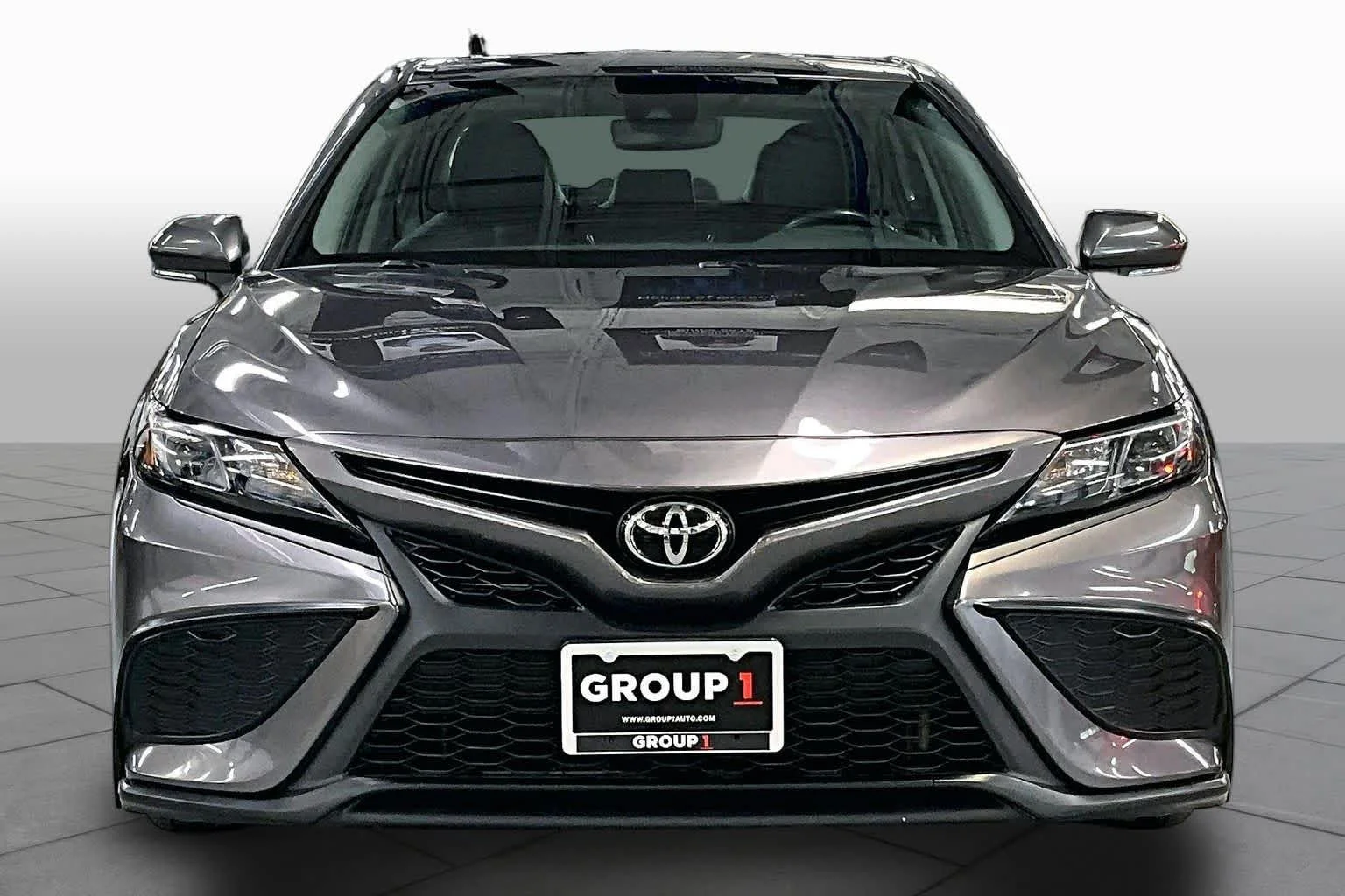 Used 2023 Predawn Gray Mica Toyota SE image 4