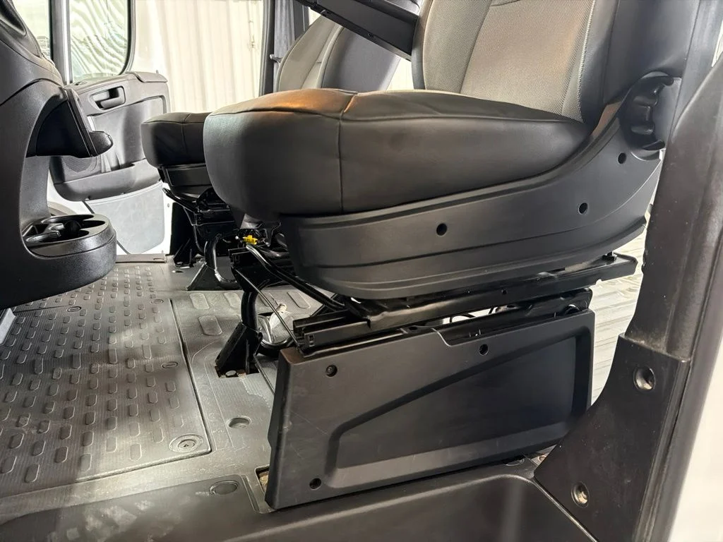 Used 2025 White Ram High Roof image 11