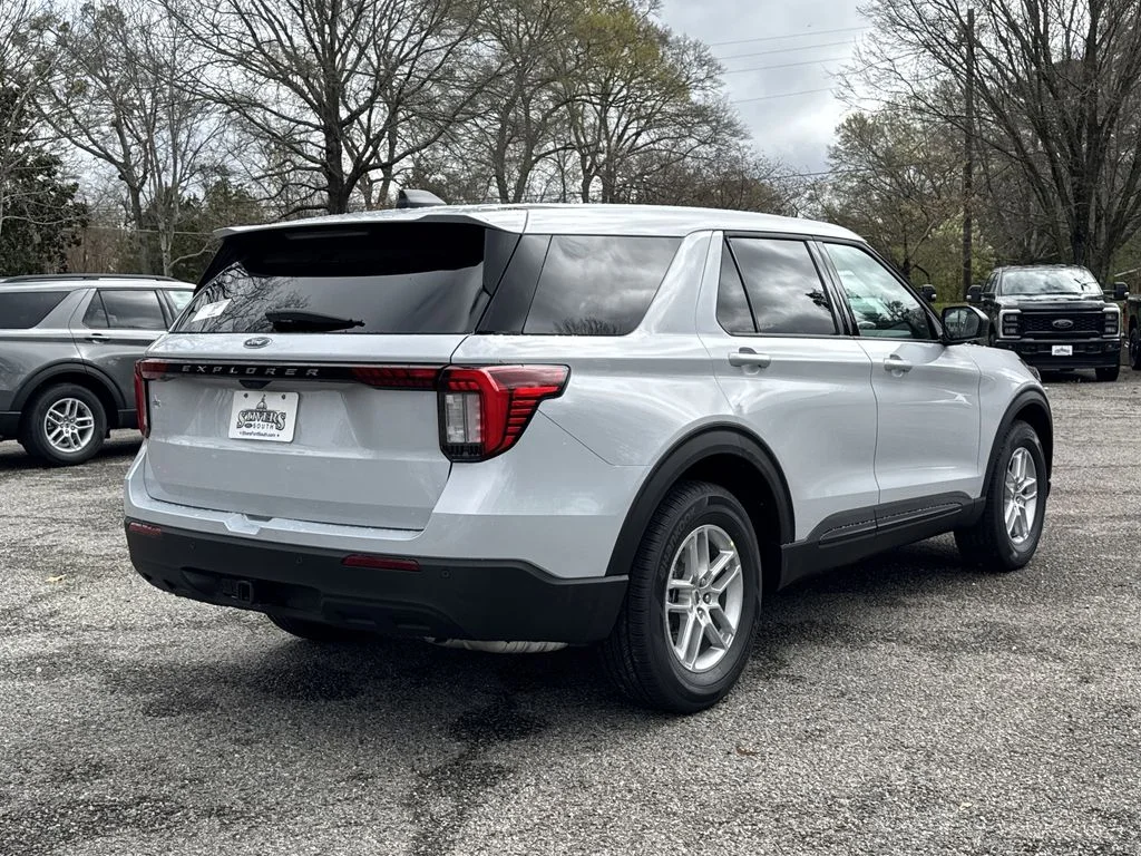 New 2026 White Ford Active image 7