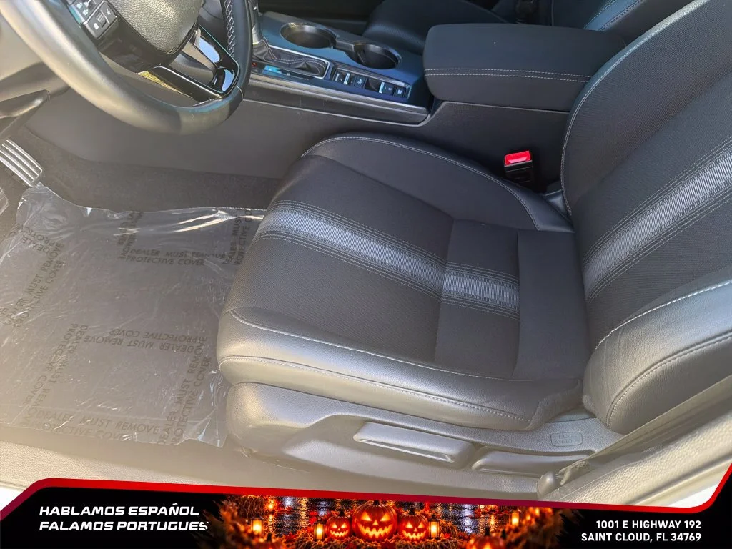 Used 2025  Honda Sport image 15