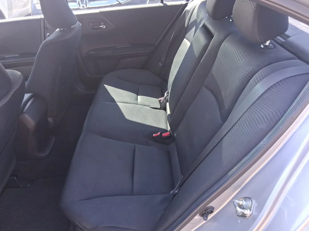 Used 2017 Silver Honda LX image 14