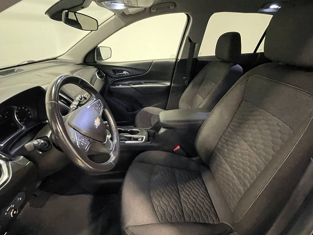 Used 2020 MOSAIC BLACK METALLIC Chevrolet LT image 3