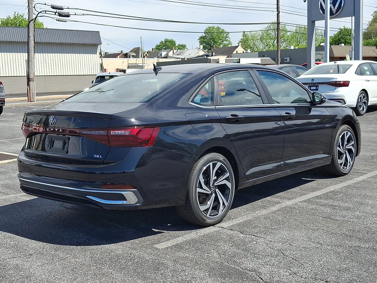New 2026 Deep Black Pearl - 2T2T Volkswagen SEL image 5
