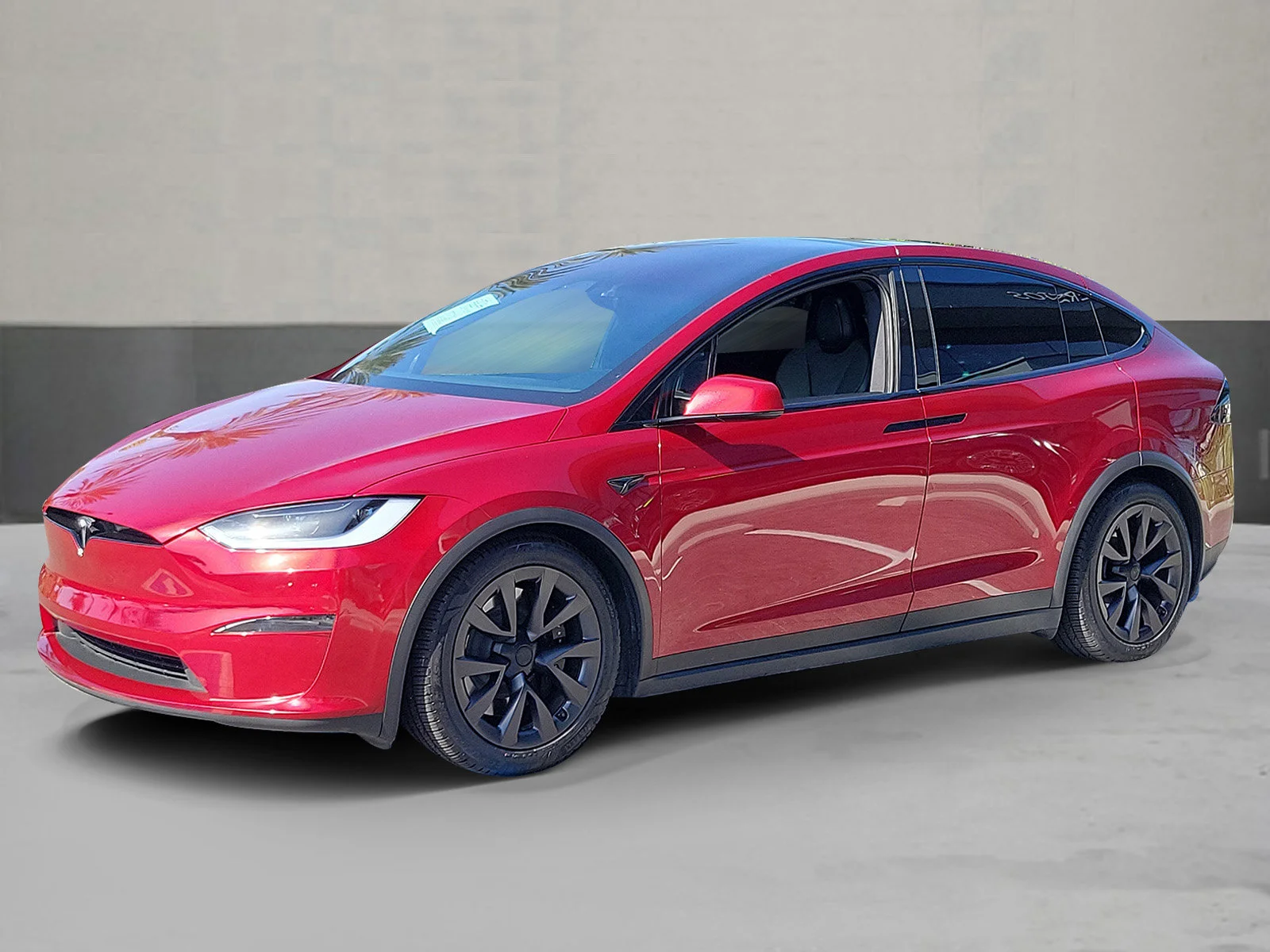 2024 Tesla Model X Long Range's photo