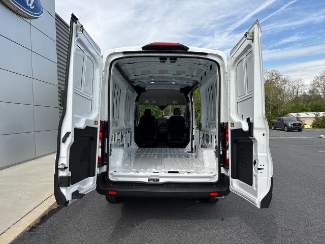 New 2026 Oxford White Ford Cargo Van image 10