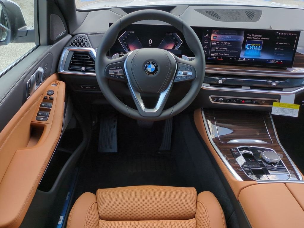 New 2026 Alpine White BMW xDrive40i image 16